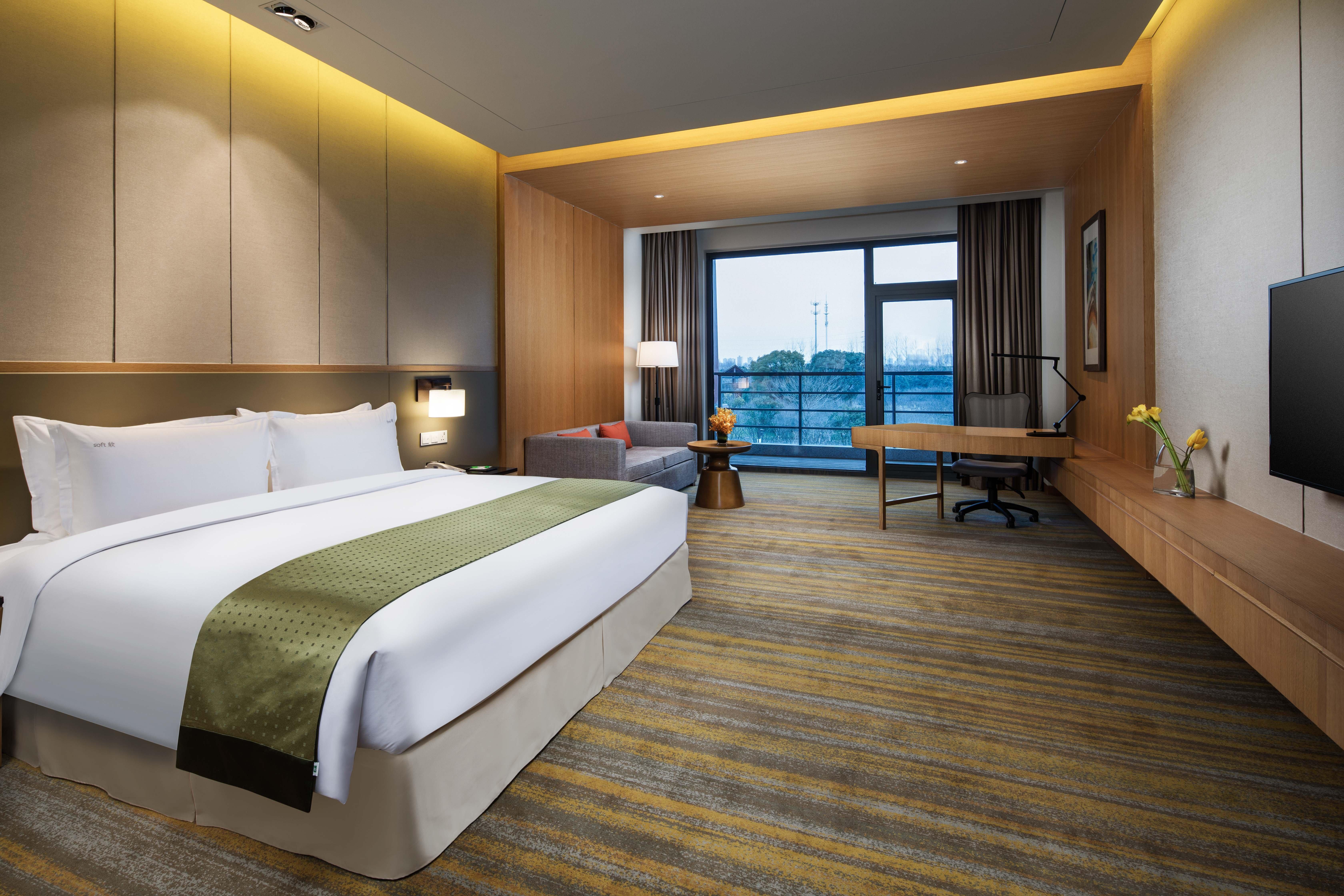 Holiday Inn Kunshan Huaqiao By Ihg Kunshan (Jiangsu) Exterior foto