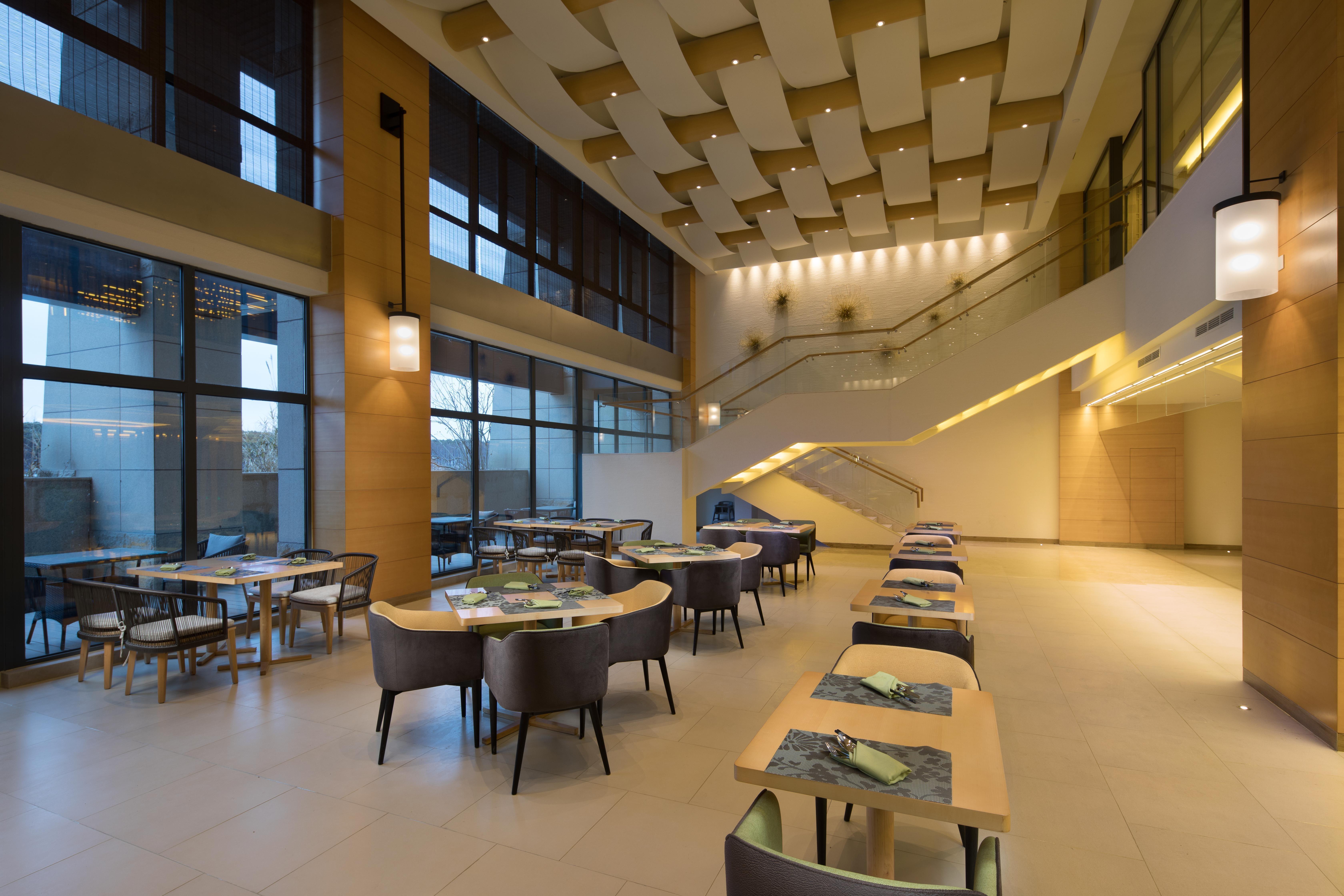 Holiday Inn Kunshan Huaqiao By Ihg Kunshan (Jiangsu) Exterior foto