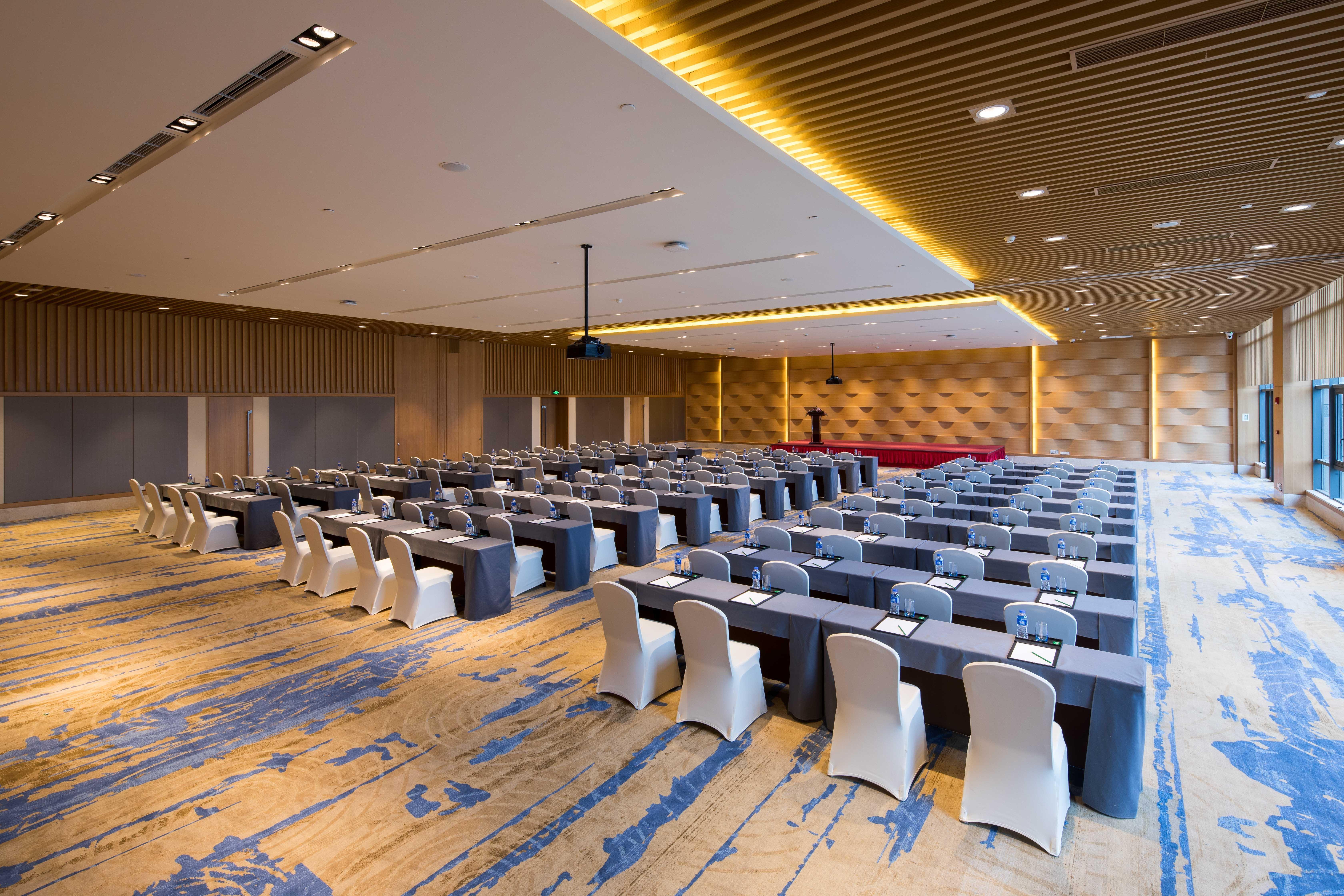 Holiday Inn Kunshan Huaqiao By Ihg Kunshan (Jiangsu) Exterior foto