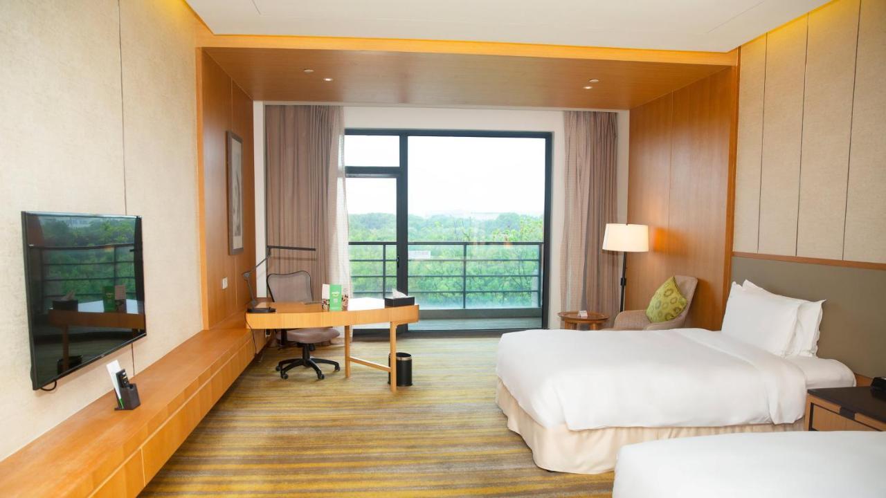 Holiday Inn Kunshan Huaqiao By Ihg Kunshan (Jiangsu) Exterior foto
